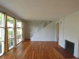 6946 Emerson St, Hyattsville, Md 20784 in Hyattsville, MD (Photo 2 of 11)