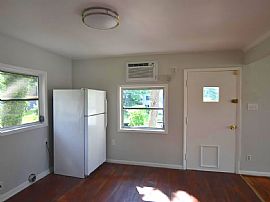 6946 Emerson St, Hyattsville, Md 20784 in Hyattsville, MD (Photo 5 of 11)