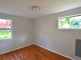 6946 Emerson St, Hyattsville, Md 20784 in Hyattsville, MD (Photo 6 of 11)