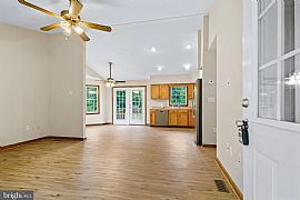 194 Hilltop Rd, Elkton, Md 21921  Home For Rent in Elkton, MD (Photo 5 of 11)