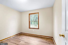 194 Hilltop Rd, Elkton, Md 21921  Home For Rent in Elkton, MD (Photo 8 of 11)