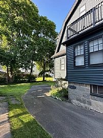 12 Ely Rd, Boston, Ma 02124 For Rent in Boston, MA (Photo 2 of 9)