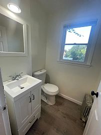 82 Luce St, Lowell, Ma 01852  Cozy House For Rent in Lowell, MA (Photo 7 of 11)