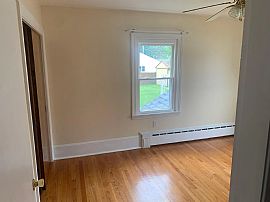 430 Sherman St, Fall River, Ma 02723 Beautiful House in Fall River, MA (Photo 10 of 10)