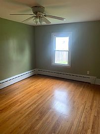 430 Sherman St, Fall River, Ma 02723 Beautiful House in Fall River, MA (Photo 9 of 10)