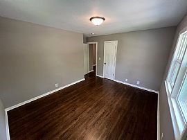 4901 Larkspur Ln, Edina, Mn 55435  Home Sweet Home in Edina, MN (Photo 6 of 10)