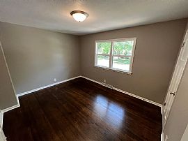 4901 Larkspur Ln, Edina, Mn 55435  Home Sweet Home in Edina, MN (Photo 7 of 10)