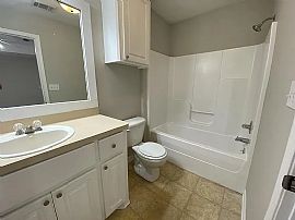 705 Wayne Dr, Canton, Ms 39046 Home For Rent in Canton, MS (Photo 5 of 7)