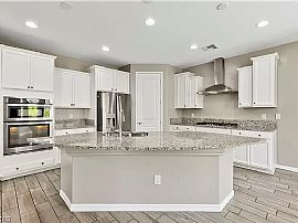 7205 Pine Bridge Ct, Las Vegas, Nv 89148 in Las Vegas, NV (Photo 2 of 12)