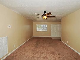 7012 Raincloud Dr, Las Vegas, Nv 89145 in Las Vegas, NV (Photo 2 of 11)