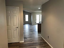 853 W Butterfield Dr, Nixa, Mo 6571  House For Rent in Nixa, MO (Photo 3 of 10)