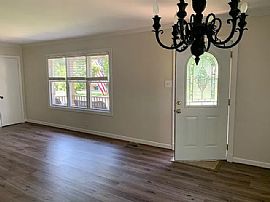 241 Kent Dr, Birmingham, Al 35209 in Birmingham, AL (Photo 3 of 9)