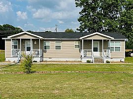 8983 Highway 431 S, Owens Cross Roads, Al 35763 in Owens Cross Roads, AL (Photo 2 of 7)