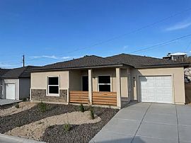 550 E 4th Ave, Sun Valley, Nv 89433 in Sun Valley, NV (Photo 2 of 4)