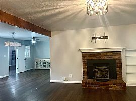 1204 E Long St, Carson City, Nv 89706 in Carson City, NV (Photo 4 of 8)