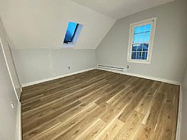 563 White Mountain Hwy, Milton, Nh 03851 House For Rent in Milton, NH (Photo 5 of 9)