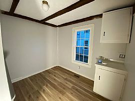 563 White Mountain Hwy, Milton, Nh 03851 House For Rent in Milton, NH (Photo 6 of 9)