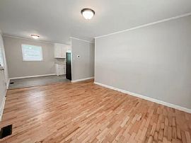 911 Lakeview Dr, Statesville, Nc 28677 House For Rent in Statesville, NC (Photo 3 of 10)