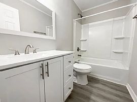 911 Lakeview Dr, Statesville, Nc 28677 House For Rent in Statesville, NC (Photo 9 of 10)