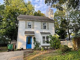 108 Shady Ct, Cary, Nc 27513  Charming House For Rent in Cary, NC