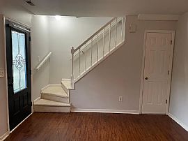 108 Shady Ct, Cary, Nc 27513  Charming House For Rent in Cary, NC (Photo 11 of 11)