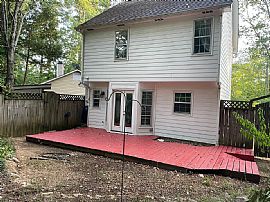 108 Shady Ct, Cary, Nc 27513  Charming House For Rent in Cary, NC (Photo 2 of 11)