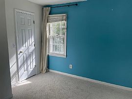 108 Shady Ct, Cary, Nc 27513  Charming House For Rent in Cary, NC (Photo 4 of 11)