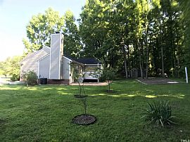 2804 Leicester Ct, Apex, Nc 27539 Peaceful House For Rent in Apex, NC (Photo 2 of 12)