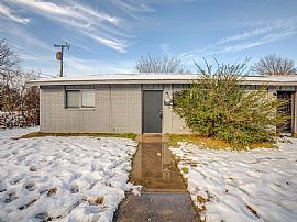 1072b N Irvington Ave, Tulsa, Ok 74115  House For Rent in Tulsa, OK (Photo 2 of 12)