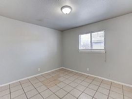 1072b N Irvington Ave, Tulsa, Ok 74115  House For Rent in Tulsa, OK (Photo 3 of 12)