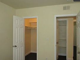 Hillside Manor Apartments, # E42d9cf05, 1626 N Chestnut St, Win in Winston Salem, NC (Photo 4 of 4)