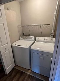 Magnificently Spacious Home with Convenience and Privacy. in Jeffersonville, IN (Photo 11 of 12)