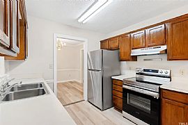  137 Gold Meadow Dr, Cary, Nc 27513  Nice House For Rent in Cary, NC (Photo 7 of 12)