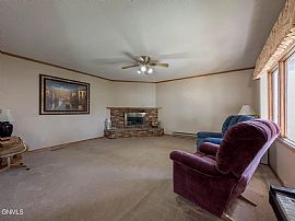 305 N Torning St, Tioga, Nd 58852 House For Rent in Tioga, ND (Photo 10 of 12)