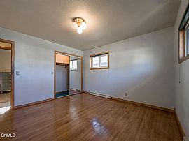 305 N Torning St, Tioga, Nd 58852 House For Rent in Tioga, ND (Photo 7 of 12)