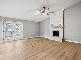 6560 Rugosa Ave, Reynoldsburg, Oh 43068 House For Rent in Reynoldsburg, OH (Photo 3 of 11)