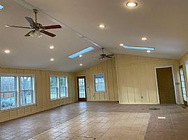 2800 Hatfield Rd, Lebanon, Oh 45036  House For Rent in Lebanon, OH (Photo 3 of 12)