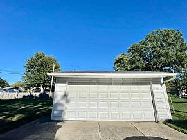 5109 Melody Ln, Willoughby, Oh 44094 House For Rent in Willoughby, OH (Photo 4 of 11)