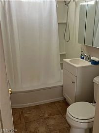 243 Grand Blvd, Bedford, Oh 44146 Peaceful House For Rent in Bedford, OH (Photo 6 of 12)