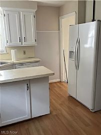 243 Grand Blvd, Bedford, Oh 44146 Peaceful House For Rent in Bedford, OH (Photo 9 of 12)