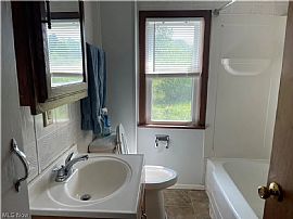 16 Townline Rd, Aurora, Oh 44202  Available House For Rent in Aurora, OH (Photo 11 of 12)