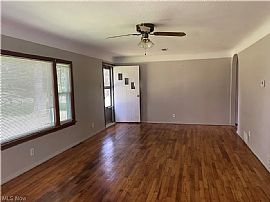 16 Townline Rd, Aurora, Oh 44202  Available House For Rent in Aurora, OH (Photo 3 of 12)