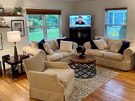 821 Main St, South Glastonbury, Ct 06073 in South Glastonbury, CT (Photo 2 of 6)