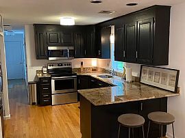 821 Main St, South Glastonbury, Ct 06073 in South Glastonbury, CT (Photo 3 of 6)