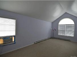 76 Klondike St, Stratford, Ct 06614 in Stratford, CT (Photo 6 of 12)