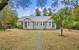 14523 Se Mill St, Portland, Or 97233  House For Rent in Portland, OR