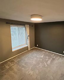 650 S 44th St, Springfield, Or 97478 House For Rent in Springfield, OR (Photo 7 of 9)