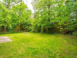 1702 Meadville St, Pittsburgh, Pa 15214  House For Rent in Pittsburgh, PA (Photo 3 of 12)