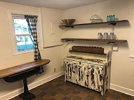 1119 Mckinley Ave Ne, Huntsville, Al 35801 in Huntsville, AL (Photo 8 of 10)