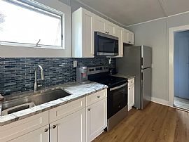 23 Terrace Ave, Westerly, Ri 02891 in Westerly, RI (Photo 3 of 5)